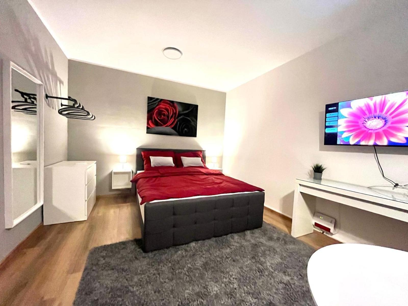 Studio Am Waldschloesschen Mit Kueche Und Netflix Dresden Buitenkant foto